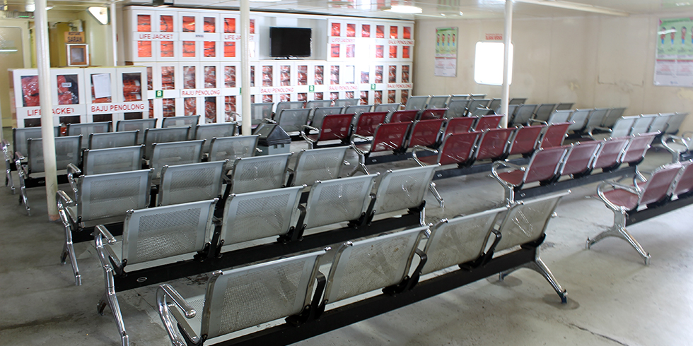 Tempat Duduk Penumpang